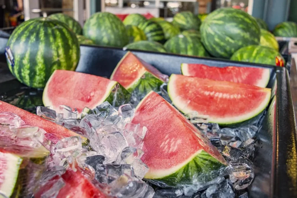 pasteque-entamee-lastuce-qui-evite-le-gaspillage-et-garde-toute-la-fraicheur